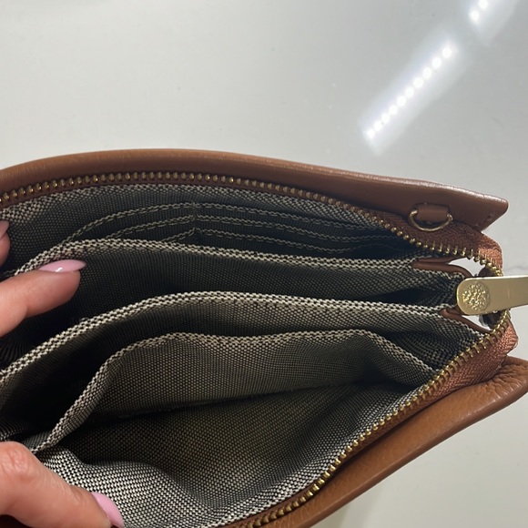 VINCE CAMUTO Cami Crossbody - Picture 7 of 16